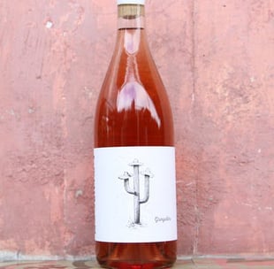 bottle of Tresomm rose wine